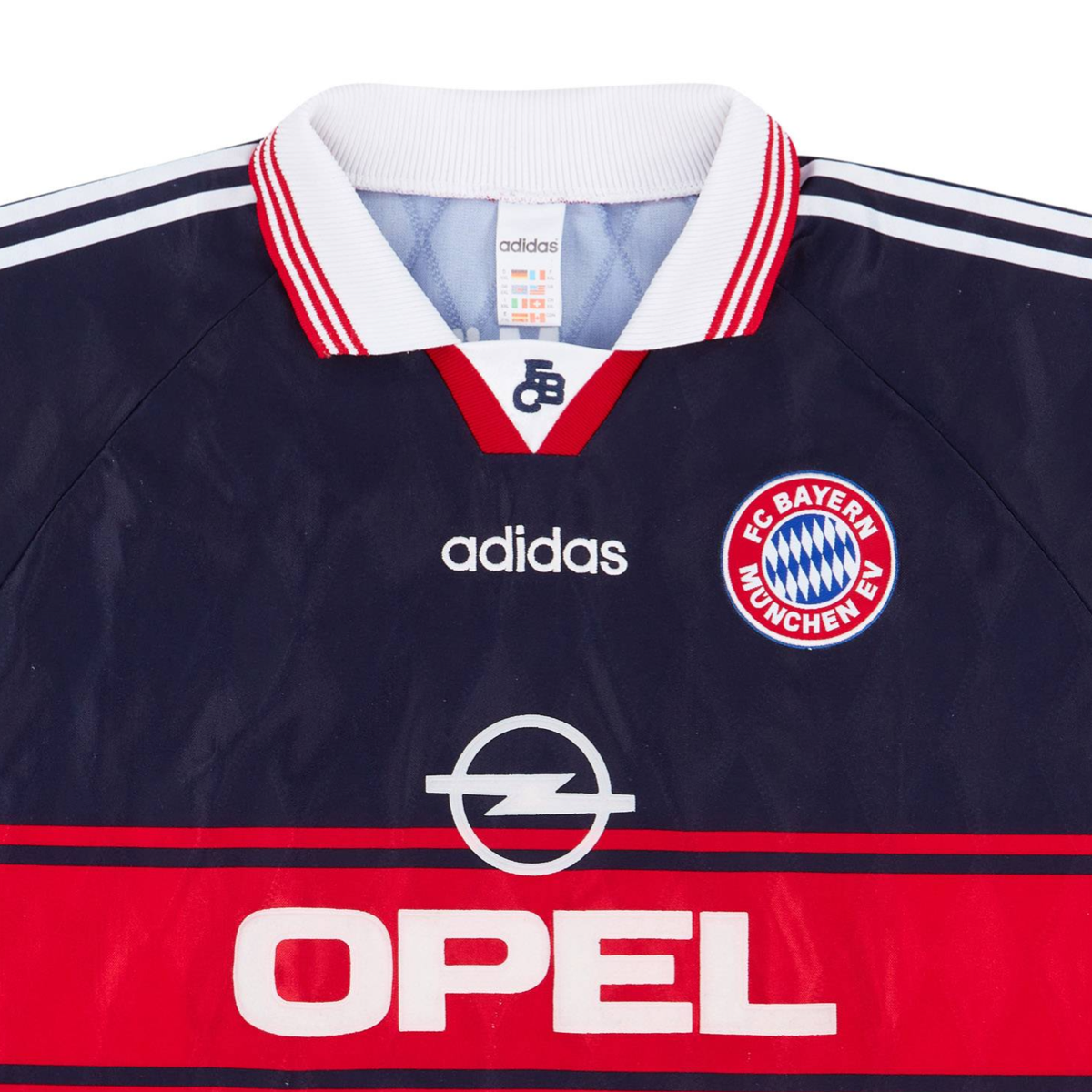 1997-99 FC Bayern München 1a Equipación